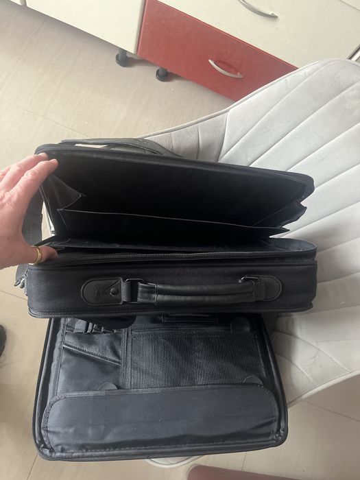 Vand geanta laptop DELL diagonala 49 cm