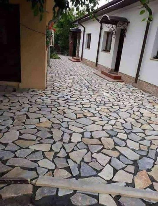 Vand si montez piatra naturala de munte