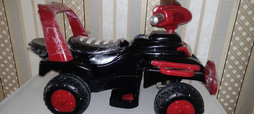 Болалар машинами сотилади