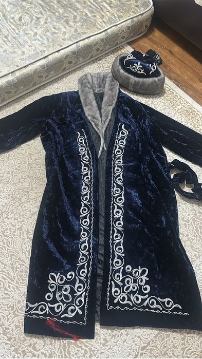 Қазақша киімдер прокатка шапандар бөрік