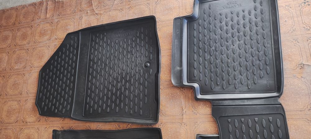 Коврики для Hyundai Elantra