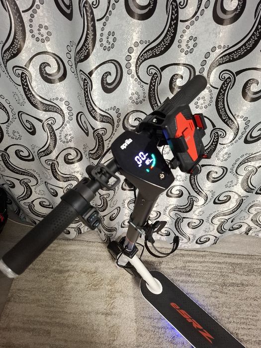 Trotineta electrica aprilia