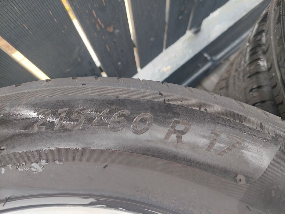 Jante aliaj Mercedes pe 17,5×112, cauciucuri de vara 215 60 17