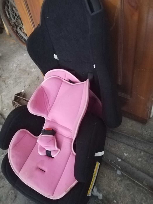 Продаю кресло для машины