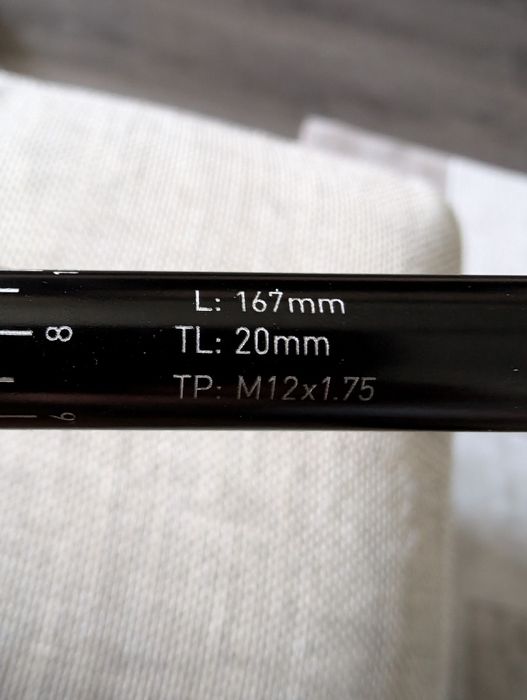 Ax roată spate butuc SRAM Maxle Ultimate 12x135 L167 TL20 M12x1,75