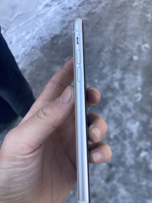 Айфон 11 белом цвете