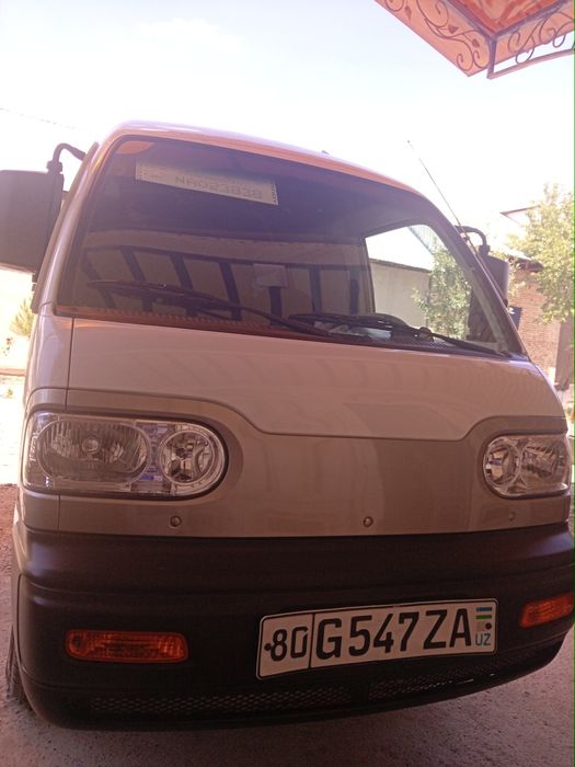 Pachka damas metan polik chixol qilingan