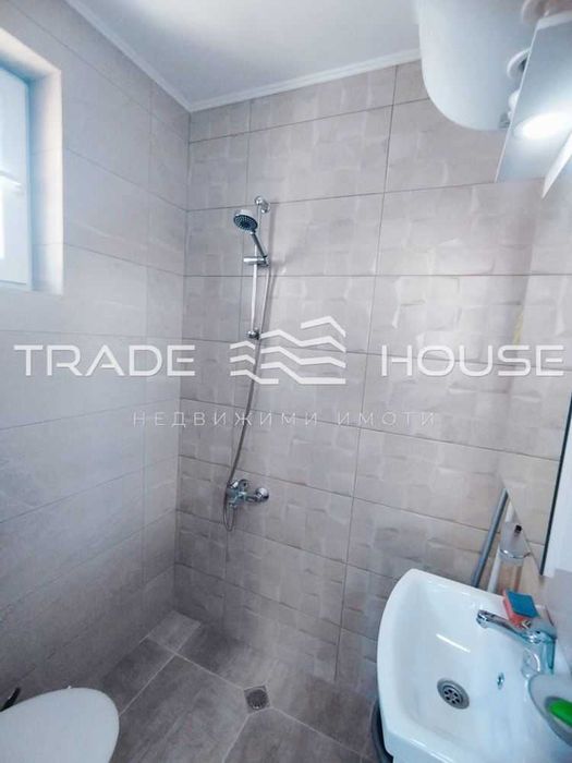 Дава се под наем Едностаен апартамент в Пловдив, Център - 40 кв.м за 400 € - Снимка #5