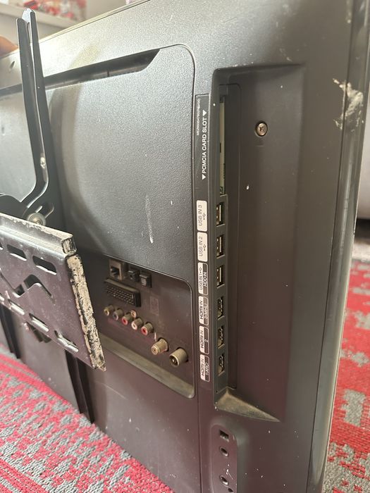 Телевизор LG 32LB582V 2014 года