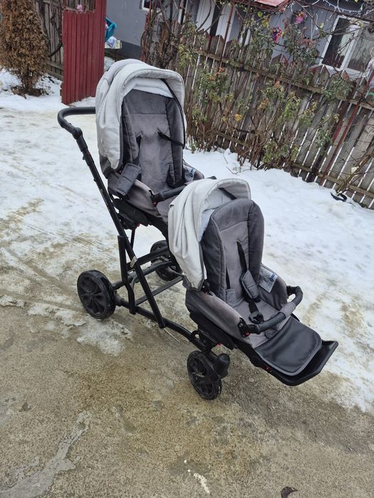 Vând carucior gemeni