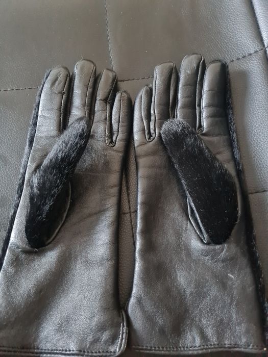 Перчатки кожанные с мехом