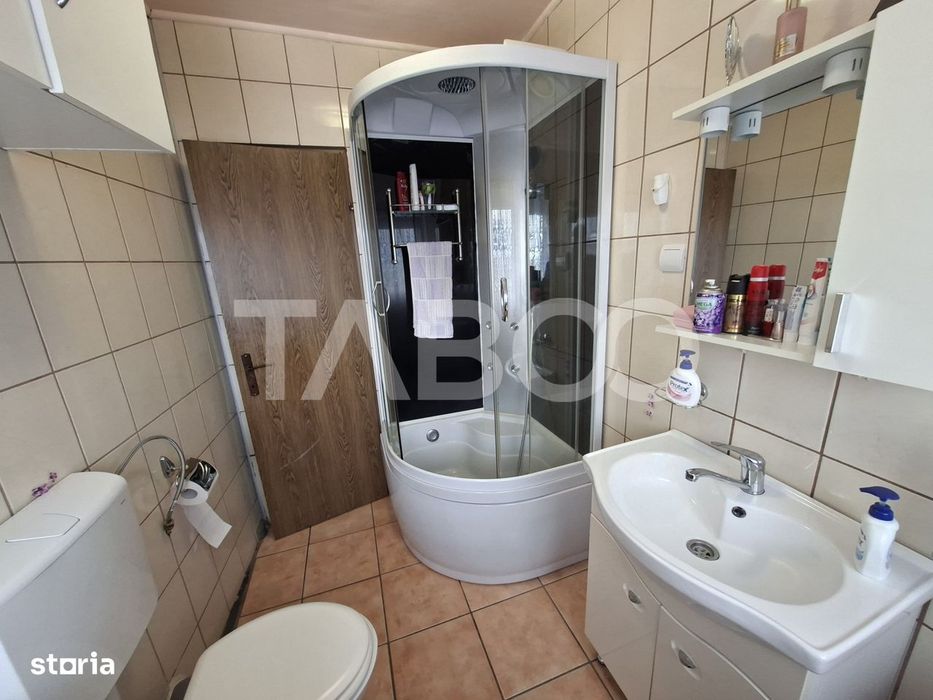 Apartament cu 3 camere de vanzare - mansarda Vasile Aaron - intabulata