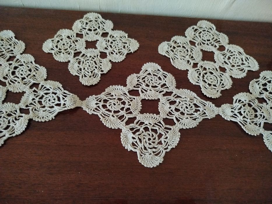 Тишлайф за маса, каре за маса.