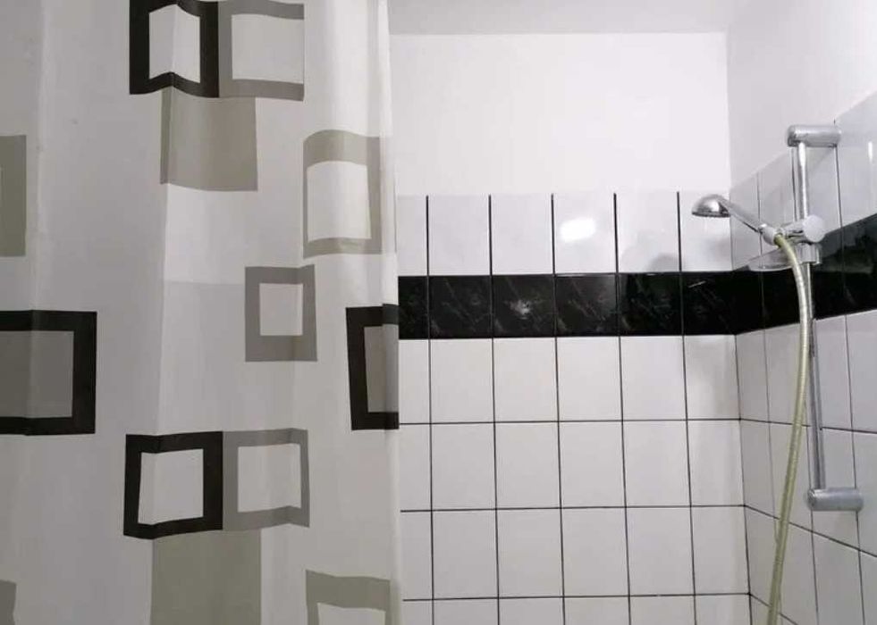 Дава се под наем Двустаен апартамент в Пловдив, Христо Смирненски - 58 кв.м за 244.8 € - Снимка #3