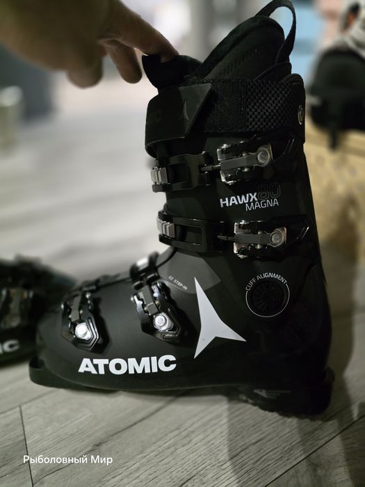 Продам горнолыжные ботинки