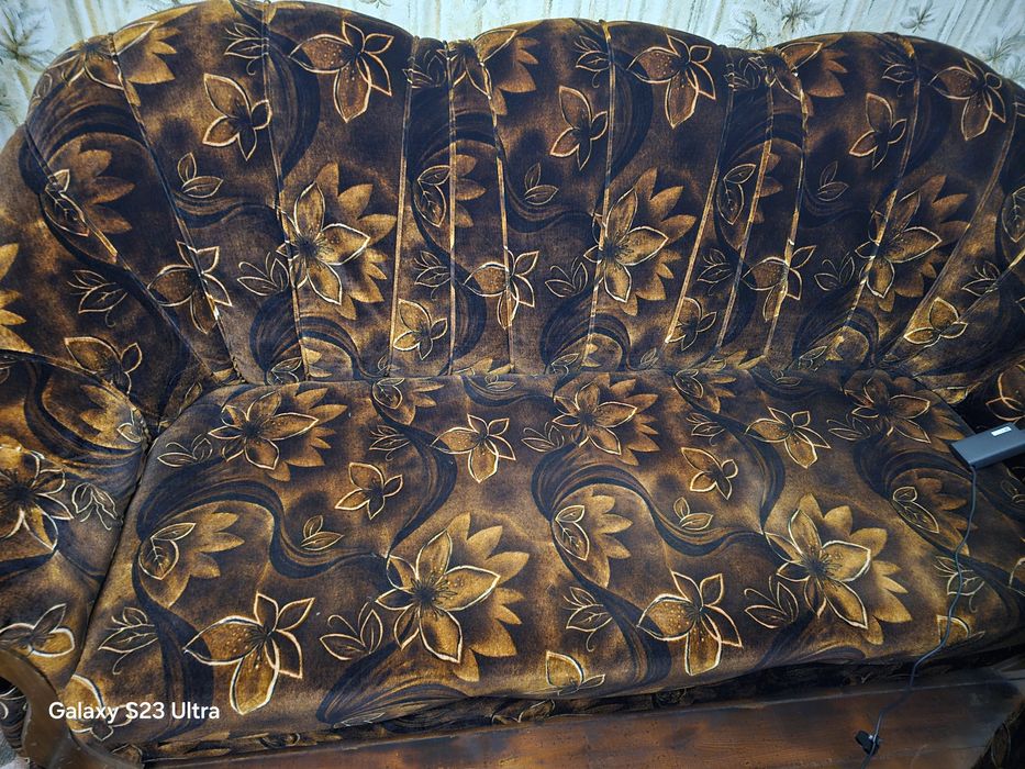 Продавам холна гарнитура