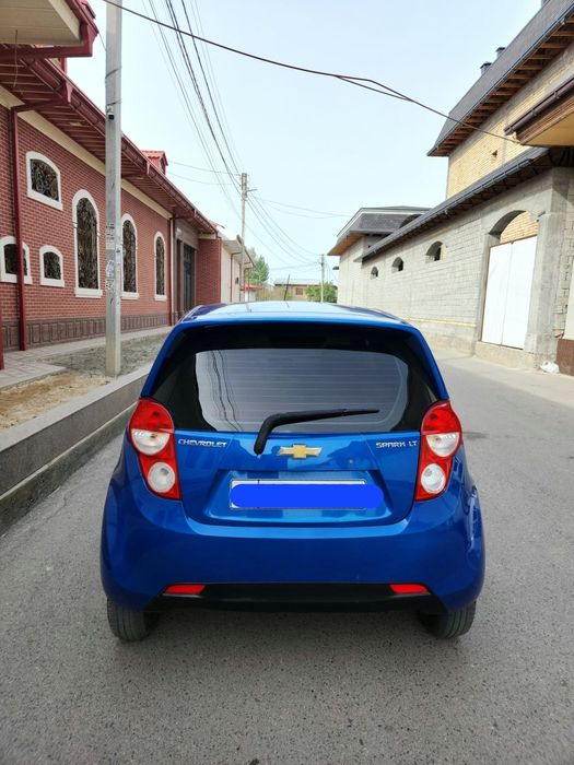 Спарк   сотилади