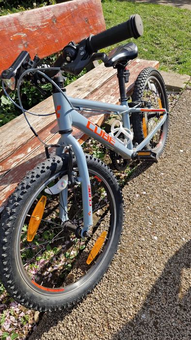 Bicicleta Cube 20"
