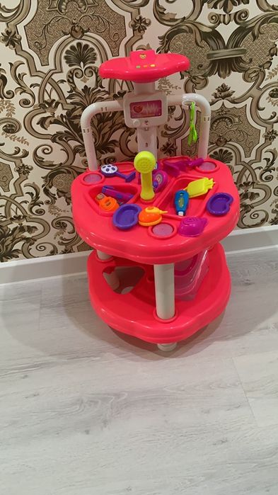 Продам Музыкальную  Детскую Больничку!