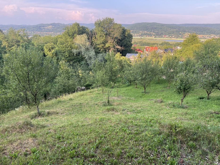 Teren intravilan de vânzare – 1.900 mp – Curtea de Argeș, cartier Nopateș