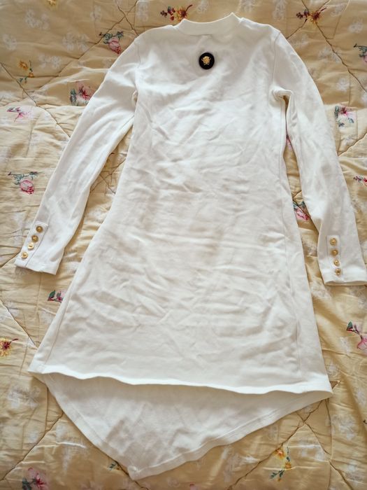 Белое платье от версачи