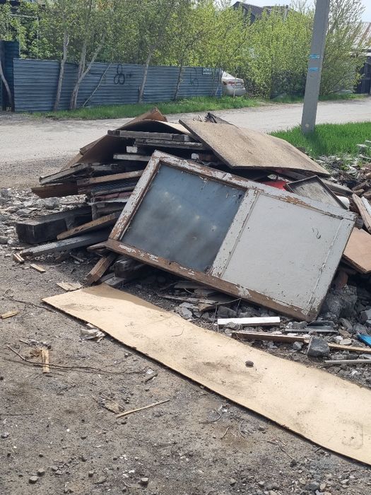 Дрова лес доски и