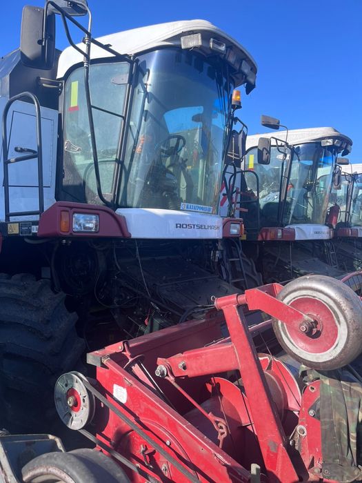 Продам два комбайна Вектор 410