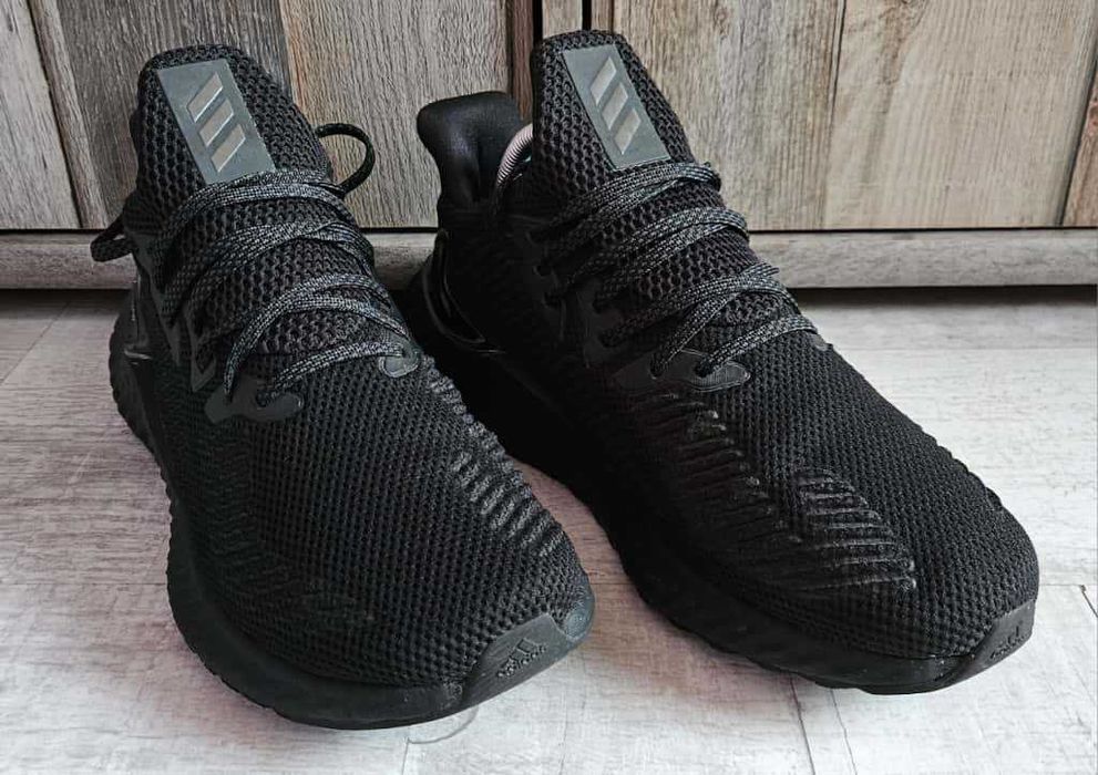 Adidas Alphaboost M Parley – mărime 41 1/3 (26 cm)