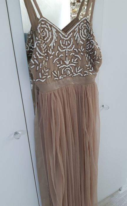 Бутикова рокля