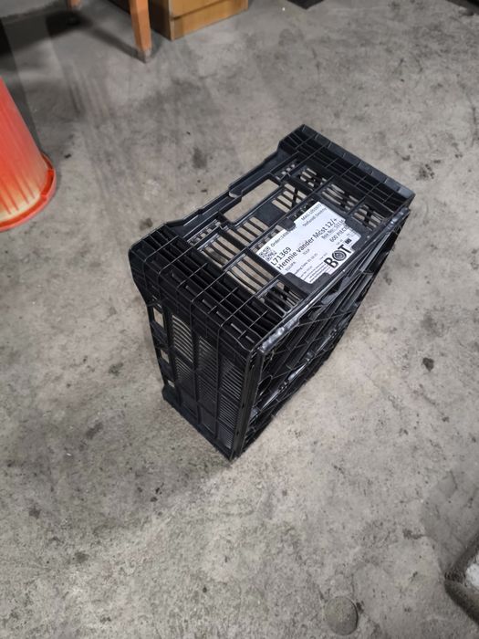 Ящики пластиковые