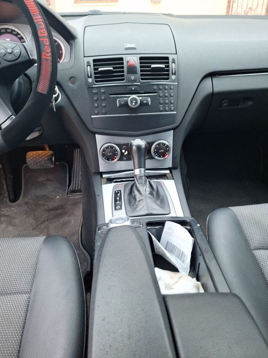 MERCEDES  C220 avangard