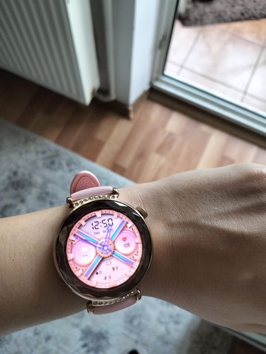Smartwatch Premium cu ecran AMOLED