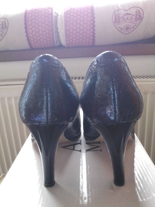 pantofi 37,piele naturala,marca Ann Mex,toc inalt,bleumarin metalizat