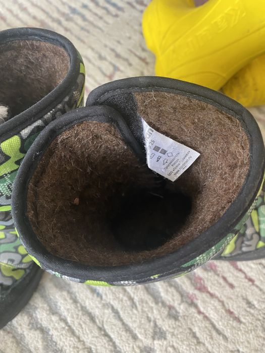 Продам детскую обуь на мальчика