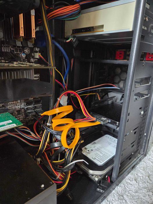 Сборка №23 (i5 4460/8gb/gtx 750/ssd120/hdd500)