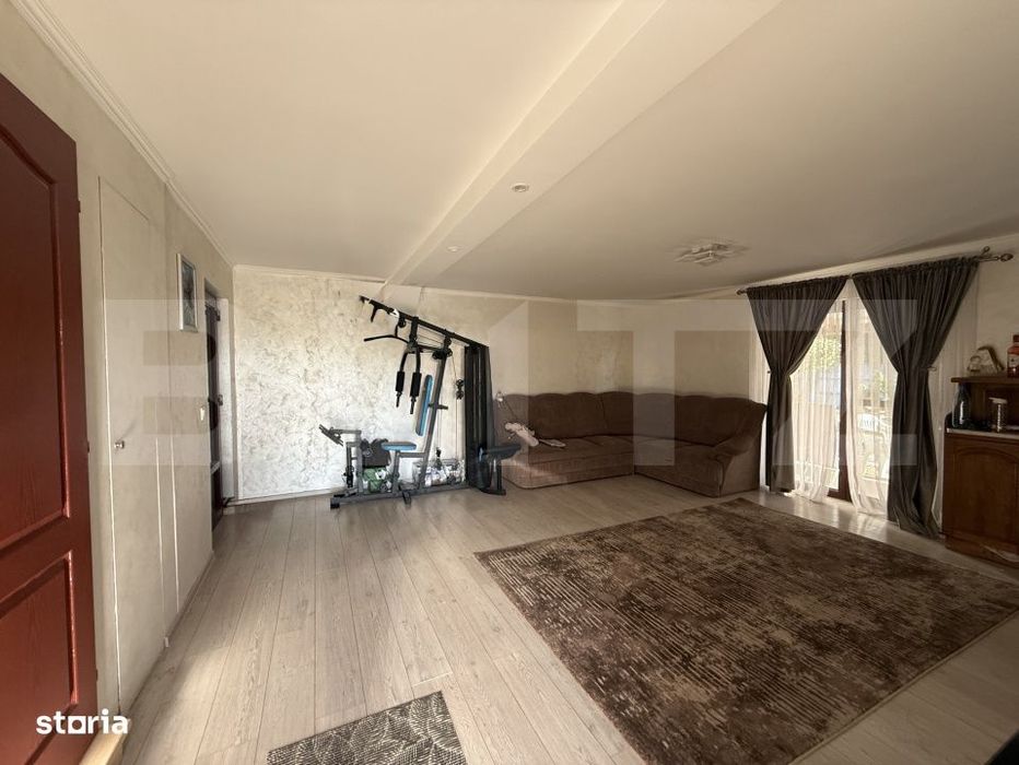 Casa 5 camere, 140 mp, teren 684 mp, zona Botiz