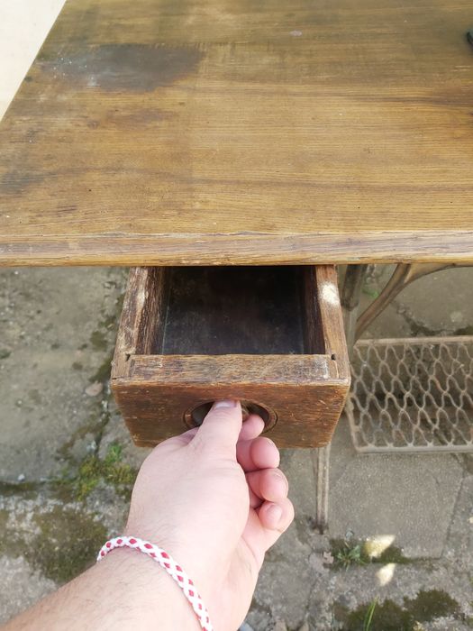 Стара шевна машина - Сингер