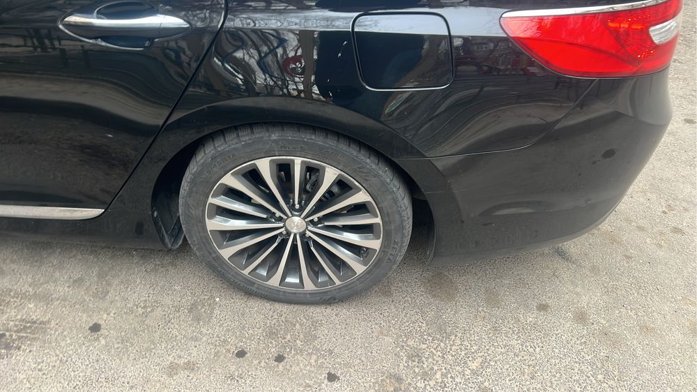 Hyundai Grandeur r18