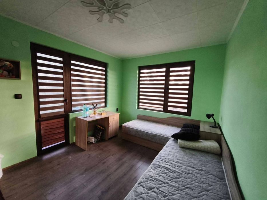 Къща на 7км от Пазарджик