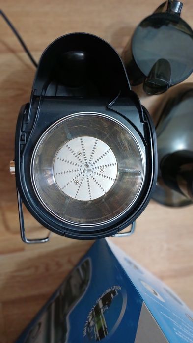 Продаётся соковыжималка!