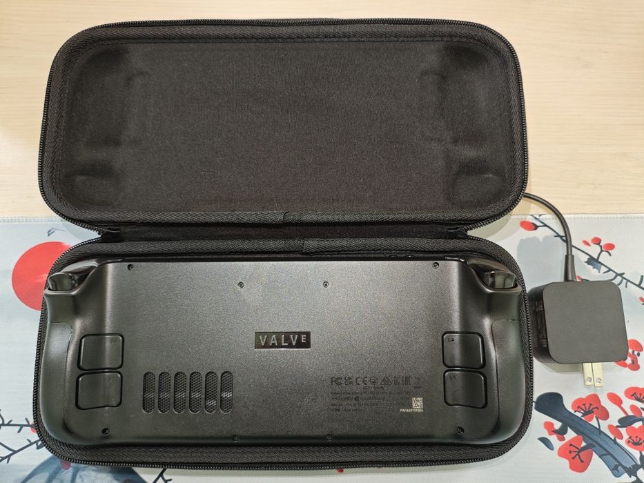 Продам Steam Deck 256GB LCD (актуально)