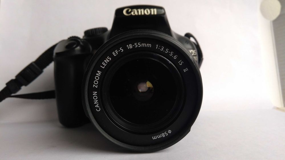 Фотоаппарат Canon EOS 1100D