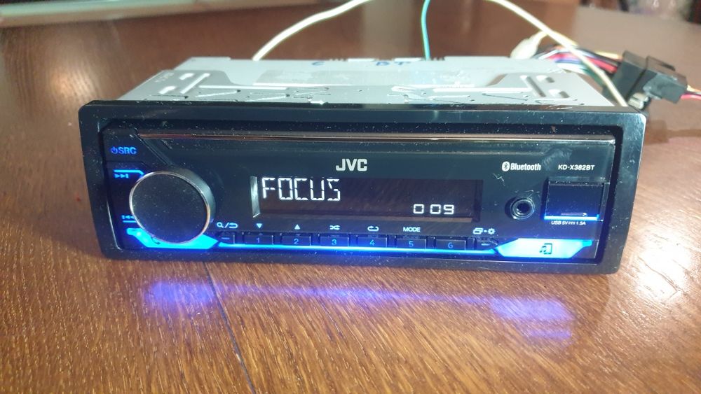 Авто плеър радио музика за кола  JVC  USB AUX Bluetooth  Блутут