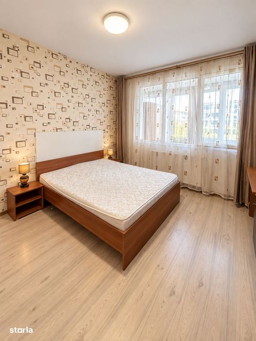Centrul Civic - Ceasul Rau, Apartament decomandat, 2 camere, 70 mp! — fotografia 1