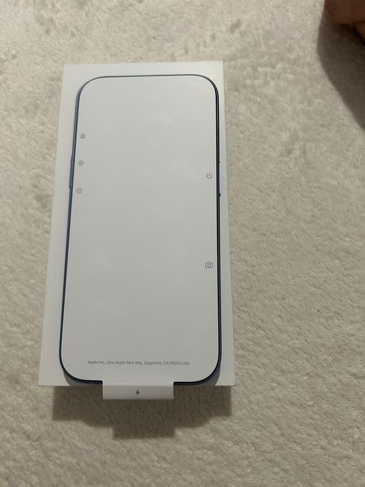 Vând iPhone 17 256gb nou
