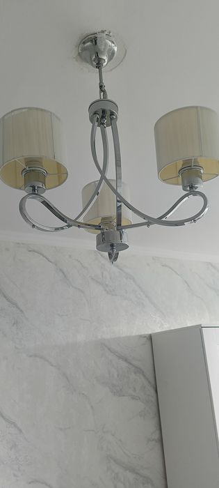 Продается люстра за 10 тыс