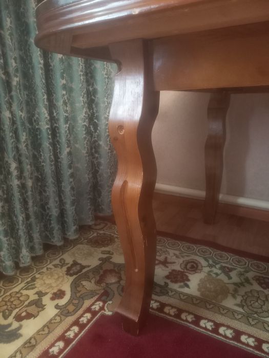 Продается стол большой