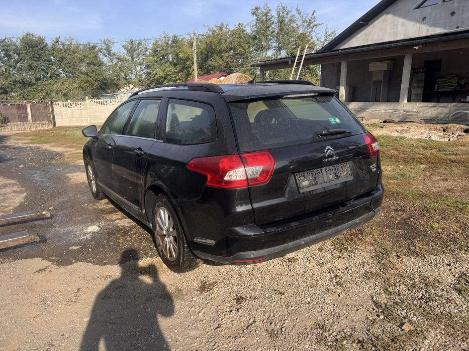 Dezmembrez Citroen C5 1.6Ehdi