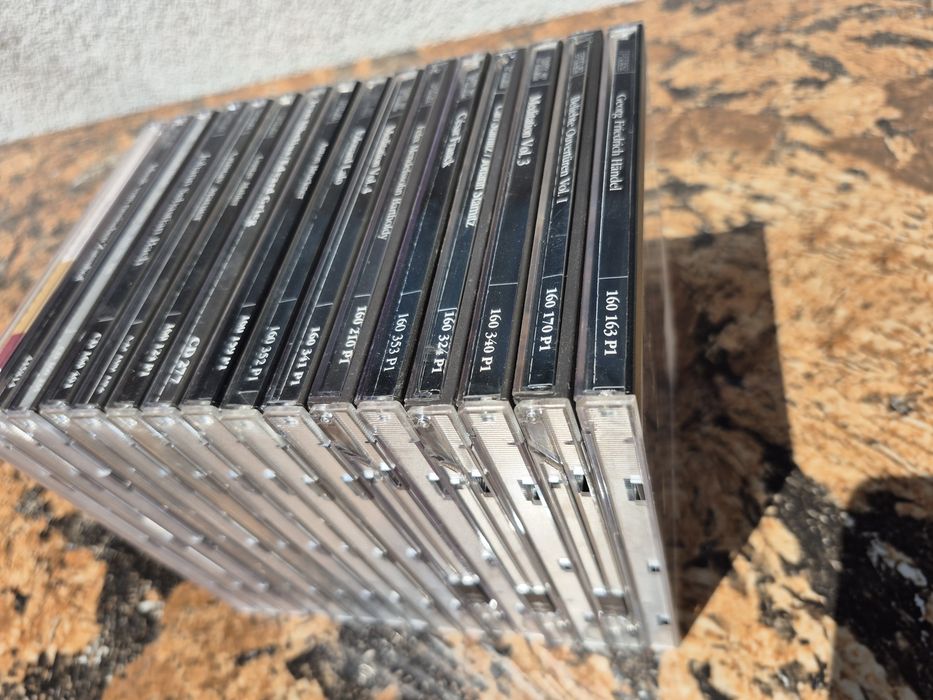 Vând Lot 16 CD cu muzica clasica mixta din colectia PILZ