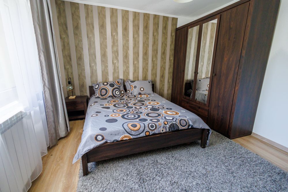 Direct proprietar - vand apartament mobilat si centrala termica 2 camere Calea Vitan